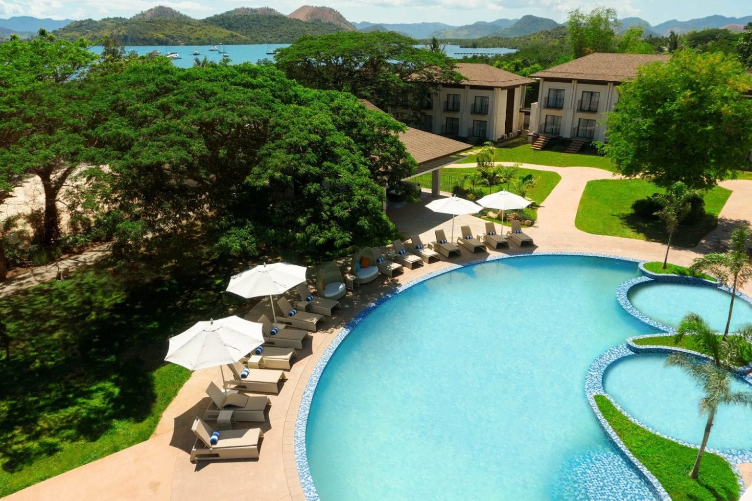 two seasons coron island resort